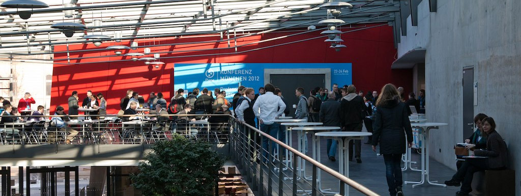 Entrance and main communication area panoramic view